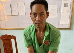 Bị kiểm tra, tài xế tông vào xe tuần tra rồi dùng dao đâm cảnh sát giao thông