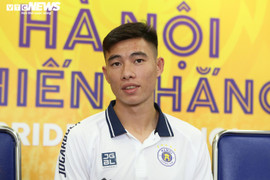 Quan Văn Chuẩn: 'Phải chơi tốt để sửa sai cho Văn Toản'