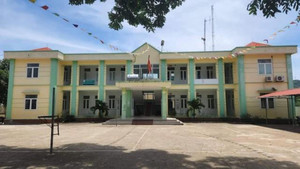 Khai trừ Đảng chủ tịch UBND xã và chủ tịch Hội Phụ nữ xã vì quan hệ bất chính