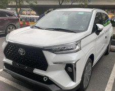 Khan hàng, sốt giá Toyota Veloz còn bị chê thân vỏ 'ọp ẹp', động cơ ồn