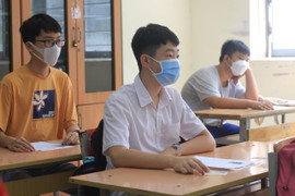 Giáo viên: Đề tiếng Anh thi lớp 10 Hà Nội phân hoá cao, khó đạt điểm 9 - 10