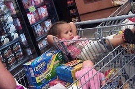 Biểu cảm khó đỡ của hội 'bà cụ non' khiến người lớn giật mình cười ngất