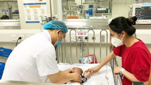 Những bệnh nguy hiểm trẻ thường gặp trong ngày nắng nóng, cha mẹ cần lưu ý