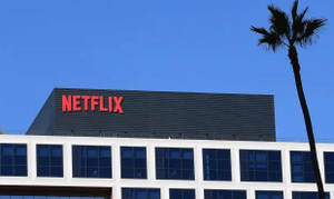 Netflix sa thải 300 nhân viên