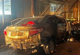 Phó Giám đốc lao xe vào công ty của vợ: Một nữ công nhân tử vong