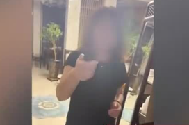 Con gái 22 tuổi đi chơi về quá giờ cơm, mẹ bắt đo nồng độ cồn mới cho vào nhà