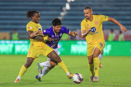 Bị Nam Định cầm hòa, Hà Nội FC lỡ cơ hội chiếm ngôi đầu bảng 