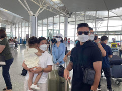 Quang Hải chia tay gia đình sang Pháp, sẵn sàng gia nhập Pau FC