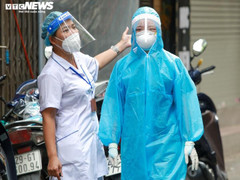 Hơn 800 nhân viên y tế Hà Nội nghỉ việc, chuyển công tác