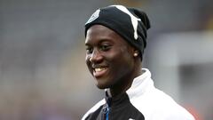 'Soi giò' Henri Saivet – đối thủ cạnh tranh với Quang Hải ở Pau FC 
