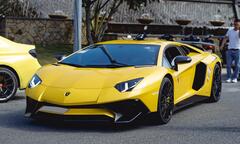 Lamborghini Aventador SV cùng loạt xe thể thao xuất hiện tại Nha Trang