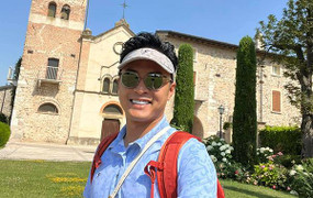 Hồng Đăng và Hồ Hoài Anh khoe chuyến đi sang chảnh ở châu Âu