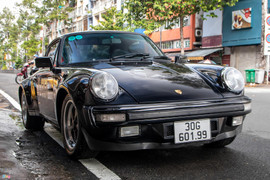 Cận cảnh Porsche 930 Carrera độc nhất Việt Nam