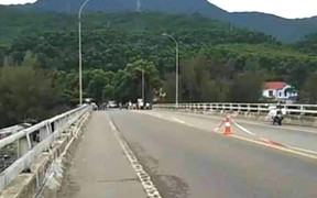 Hỗn chiến bằng dao, súng làm 5 người thương vong: Xác định danh tính 2 nạn nhân