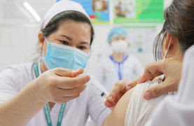 SARS-CoV-2 rất khó lường, tiêm vaccine COVID-19 là cách phòng bệnh tốt nhất