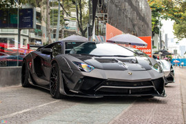 Lamborghini Aventador hầm hố với gói độ của Liberty Walk