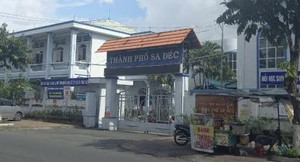 9 học sinh ở Đồng Tháp bị 'giam' giấy báo dự thi tốt nghiệp THPT vì nợ học phí