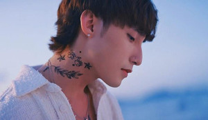 Sơn Tùng là ca sĩ Việt Nam đầu tiên nhận nút kim cương Youtube