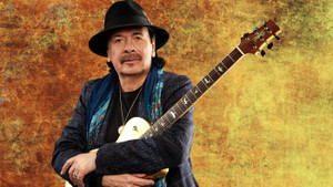 Huyền thoại âm nhạc Mỹ Carlos Santana gục trên sân khấu