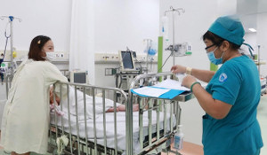 Sở Y tế TP.HCM nêu 3 nguy cơ lớn thách thức cả hệ thống y tế TP