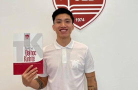 Đoàn Văn Hậu gửi lời chúc hài hước đến các sĩ tử