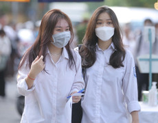 Thí sinh cả nước bước vào ngày thứ 2 kỳ thi tốt nghiệp THPT 2022