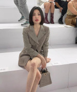 Đôi chân gầy gò đáng báo động của Song Hye Kyo khiến fan lo lắng