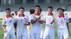 HLV Đinh Thế Nam: 'U19 Việt Nam thi đấu bị động và thiếu gắn kết'