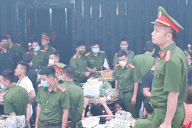 'Đột kích' bar The Light ở Bắc Giang, phát hiện nhiều thanh niên sử dụng ma túy