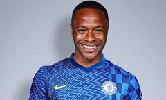 Chelsea chiêu mộ thành công Sterling