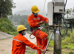 PC Quảng Ngãi: Nỗ lực cấp điện trong mùa nắng nóng