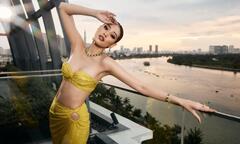 Hoa hậu Khánh Vân nóng bỏng như nàng tiên cá trong bộ đầm cắt xẻ
