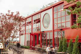 Bước chuyển mình của thương hiệu cà phê PhinDeli