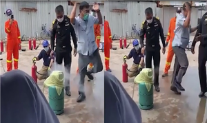 Anh chàng nhát gan 'nhảy cẫng' lên khi học chữa cháy