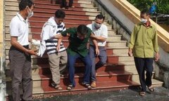 Bị cáo phải rời tòa nhập viện, phiên xét xử chủ Công ty Lâm Quyết tạm hoãn