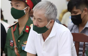 Cựu tướng Cảnh sát biển: 'Mỗi lần vào Sài Gòn, Hữu cho 150-200 triệu đồng'