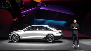 Hyundai trình làng sedan chạy điện Ioniq 6