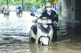 Thời tiết ngày 15/7: Hà Nội mưa to, nhiều tuyến phố khả năng ngập úng