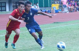 HLV Đinh Thế Nam: 'U19 Việt Nam bản lĩnh hơn U19 Thái Lan'