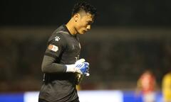 Hai đội bóng khốn khổ đua trụ hạng, lửa derby TP.HCM tắt ngấm 