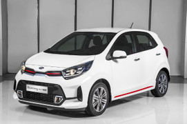 Ô tô vẫn khan hàng trong tháng Ngâu