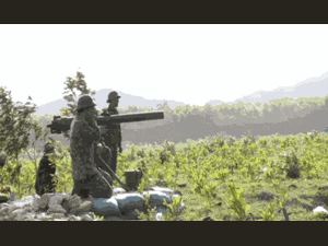 Video: Xem bộ đội Hà Tĩnh diễn tập dùng hoả lực tấn công mục tiêu