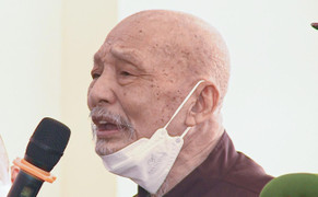 Xét xử vụ Tịnh thất Bồng Lai: 'Thầy ông nội' Lê Tùng Vân nói mình có nhiều chùa