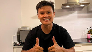 Quang Hải khoe tài nấu nướng, ăn mừng ngày nhận biệt thự ở Pháp