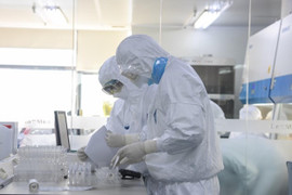 Lương chưa đến 5 triệu đồng và 7 lý do khiến gần 9.400 nhân viên y tế nghỉ việc