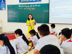 Bộ GD&ĐT yêu cầu đổi mới cách dạy Văn, ngăn học thuộc lòng văn mẫu