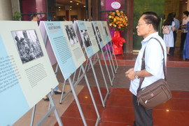 Thư tay xúc động trong triển lãm 'Tình yêu qua chiến tranh'