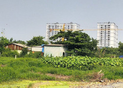 Hơn 10 năm vẫn chưa xử lý được 4 căn nhà xây dựng trái phép ở TP Thủ Đức