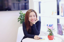 Bác sĩ Ngô Kiều Khanh tin tưởng công nghệ trẻ hóa da không xâm lấn