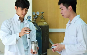 Hòa Bình bỏ đề xuất chi 1 tỷ đồng mời giáo sư về dạy trường chuyên